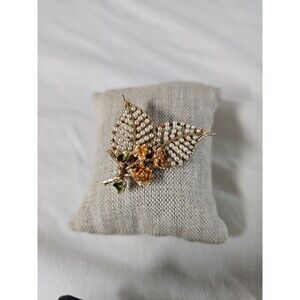 BKS Flower and Leaf Brooch